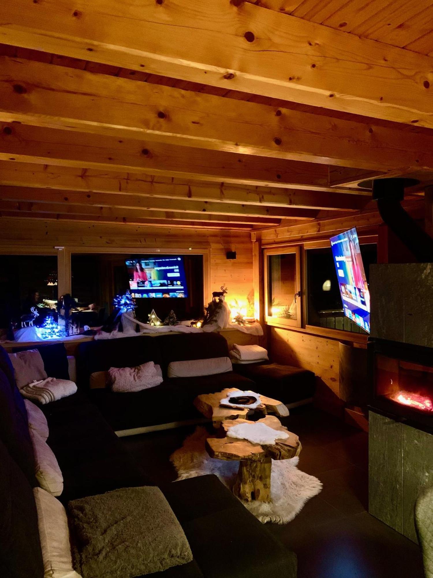 Nouveau M.meta 12 Pers Sauna,jacuzzi,billard Chalet *